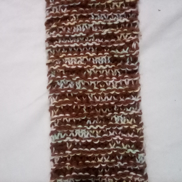 💜Handmade Oversized Crochet Scarf (5 x 94)💙 - Picture 4 of 10